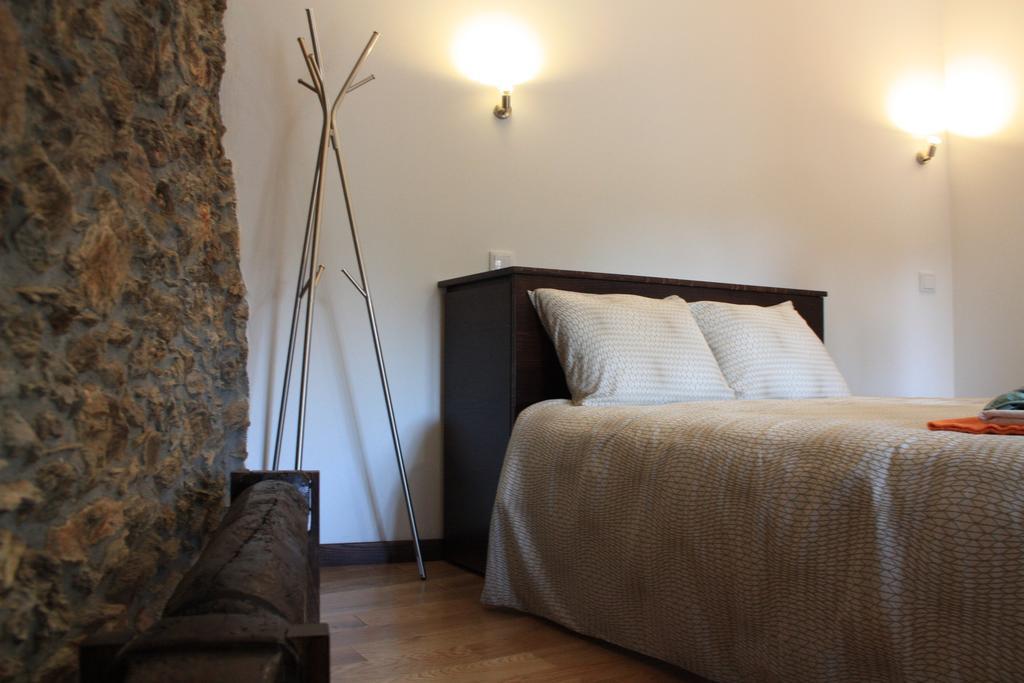 Casas Do Bairrinho Guest House Sambade Exterior photo