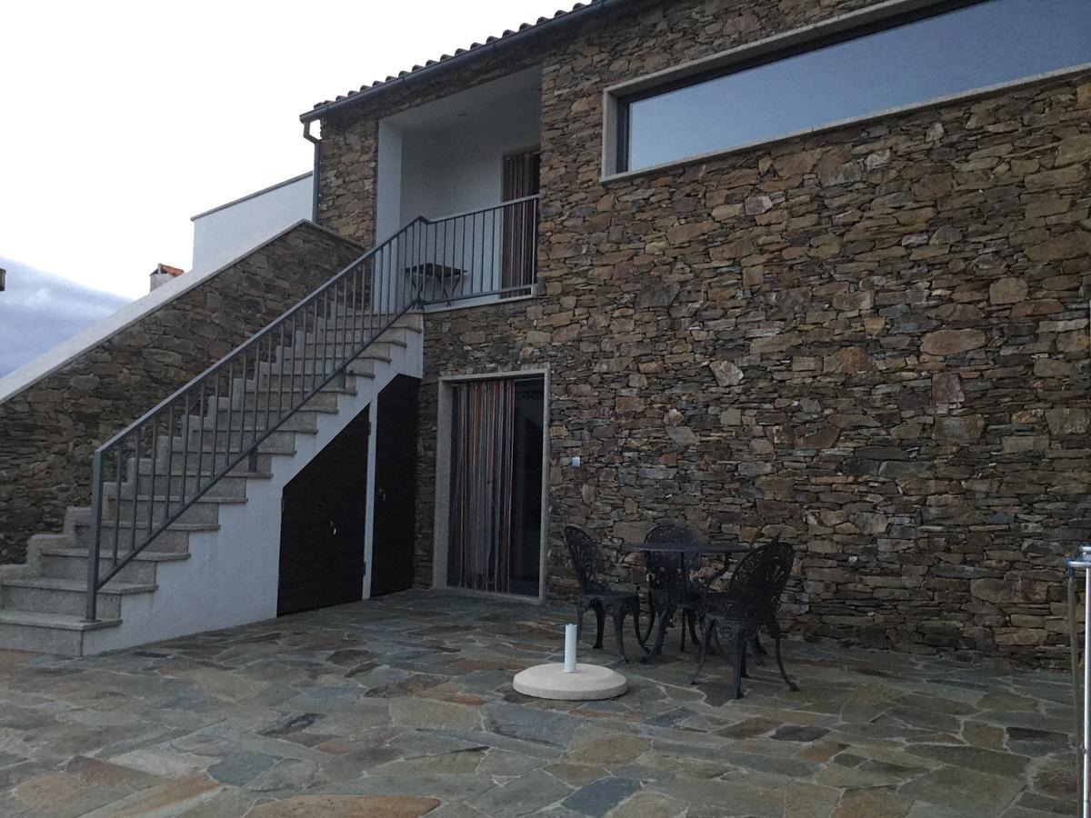 Casas Do Bairrinho Guest House Sambade Exterior photo